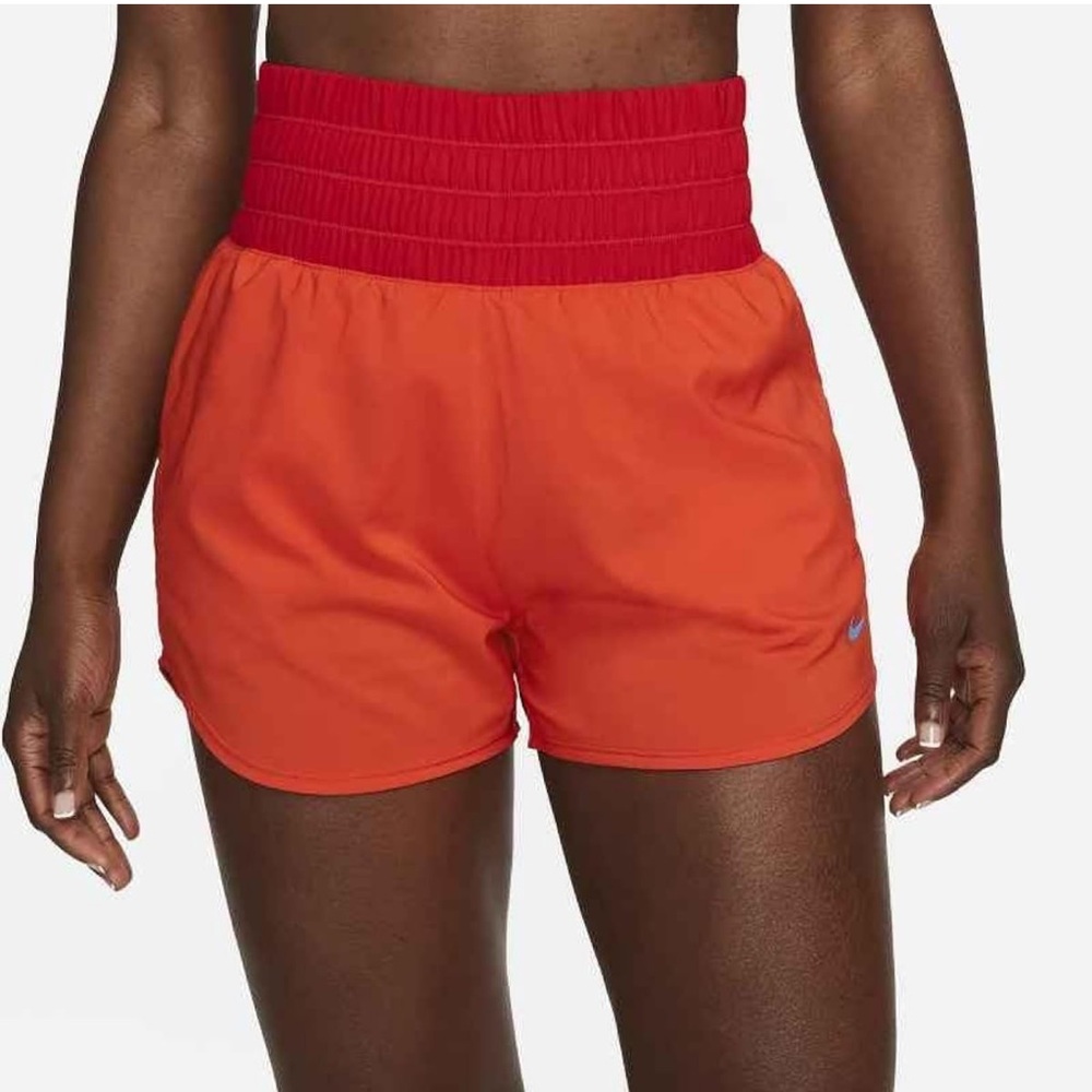 Nike Women's Ultra High-Waisted 3" Brief-Lined Shorts -‎ S